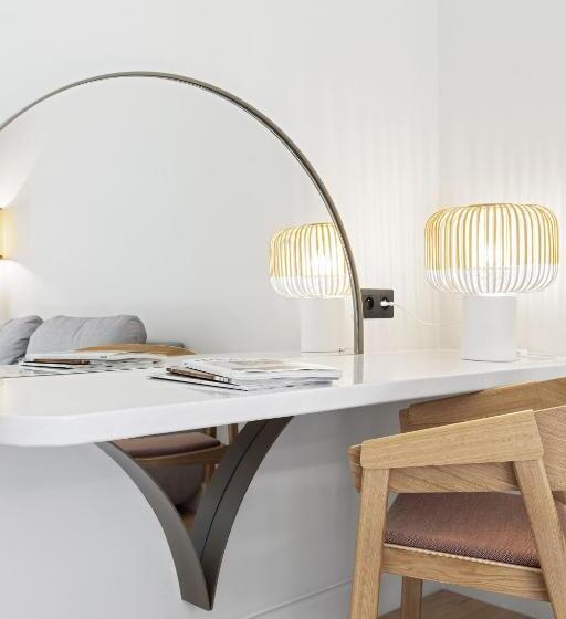Quarto Estandar Vista Lago, Black Bass