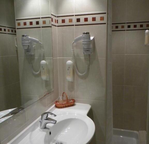 اتاق استاندارد, Champerret Elysees