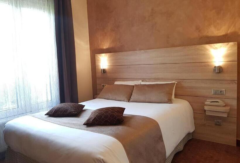 اتاق اکونومی یک تخته, Champerret Elysees