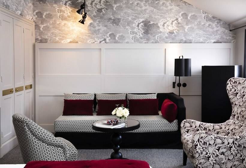 سوییت جونیور, D Aubusson