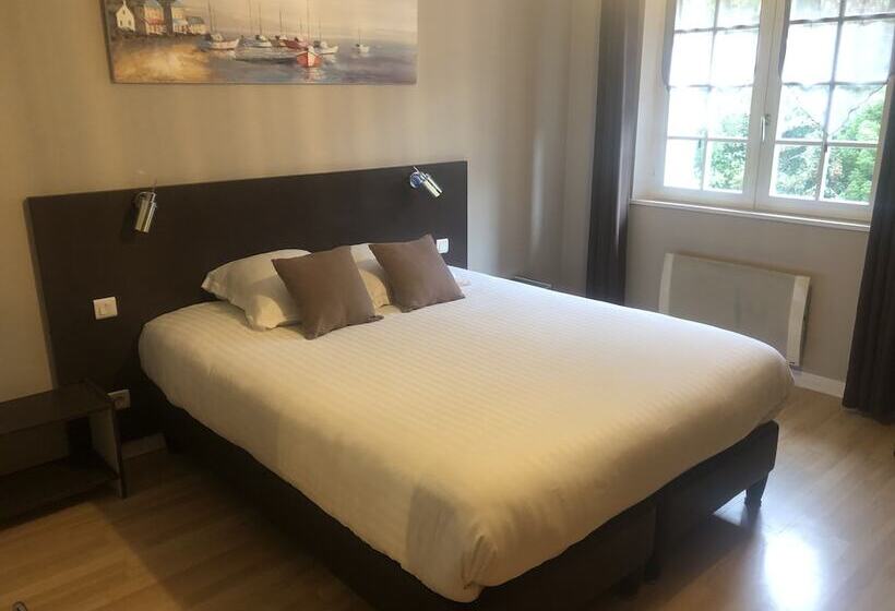 اتاق راحتی, Logis Hotel De La Corniche