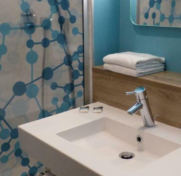 Классический Номер, Mercure Poitiers Site Du Futuroscope