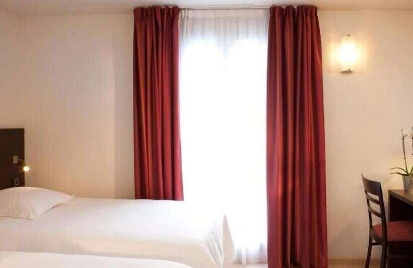 Номер Комфорт, Escale Oceania Aixenprovence