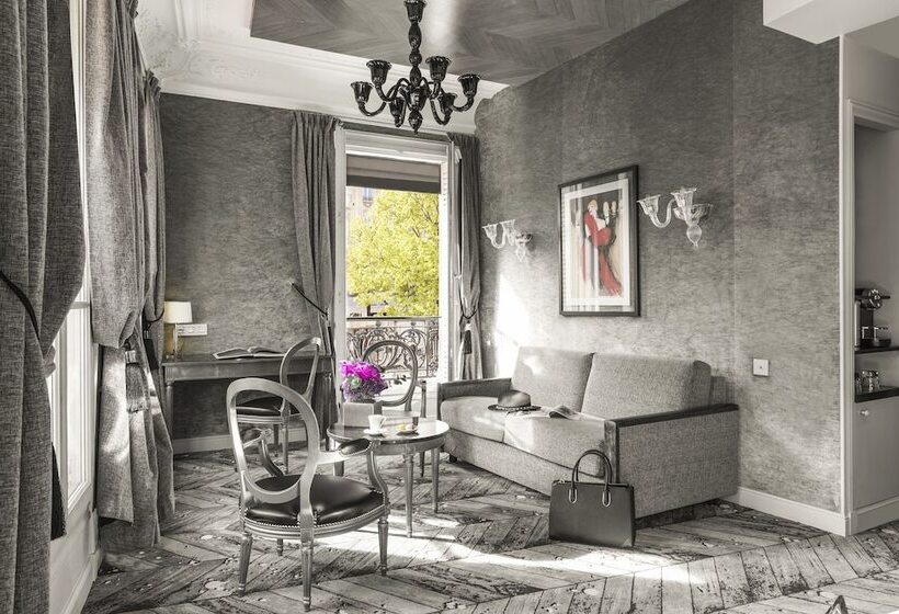 سوییت جونیور, Maison Albar  Le Champs Elysées