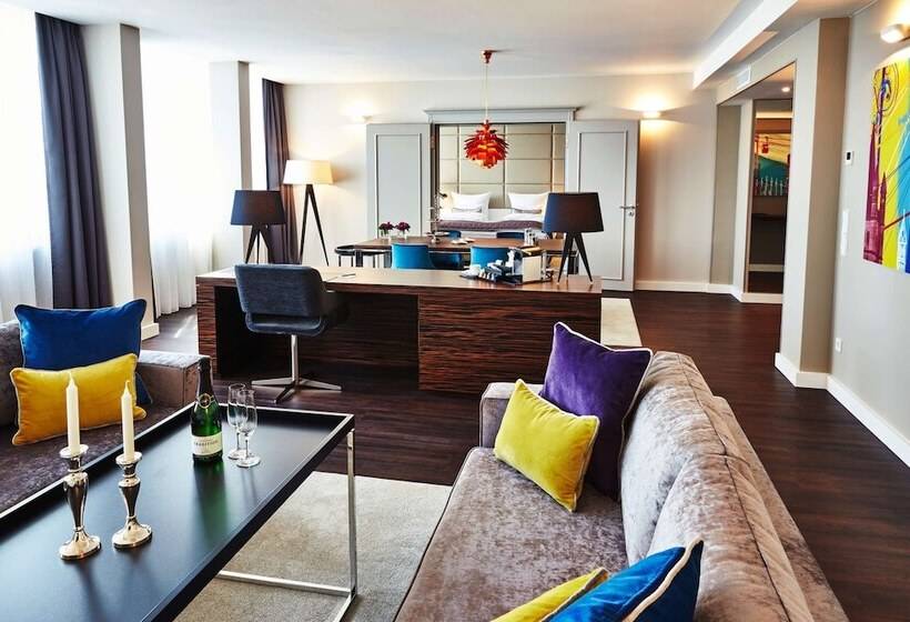 سوییت, Steigenberger Hotel Köln