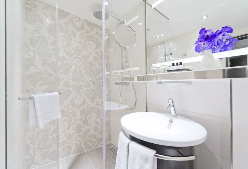 سوییت جونیور, Pullman Munich