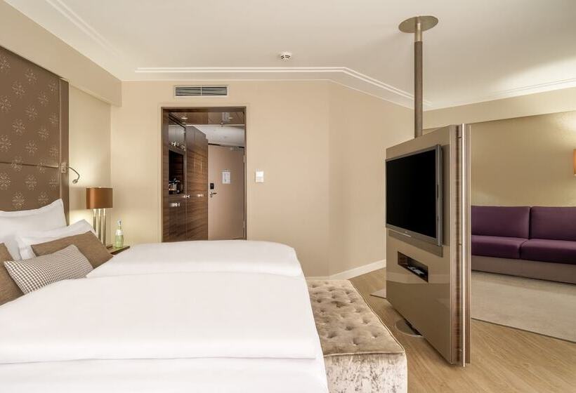 سوییت جونیور, Pullman Munich