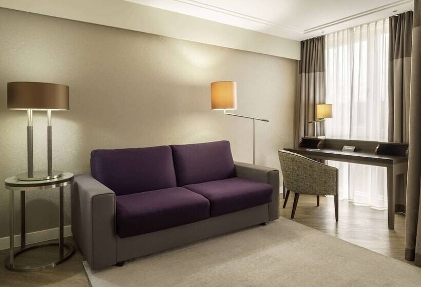 سوییت جونیور, Pullman Munich