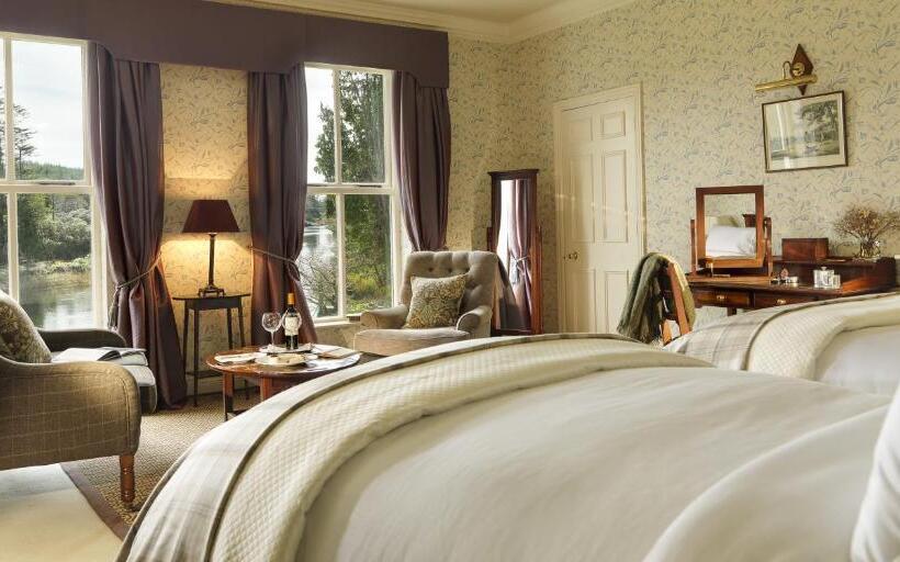 Номер Стандарт Индивидуальный, Ballynahinch Castle
