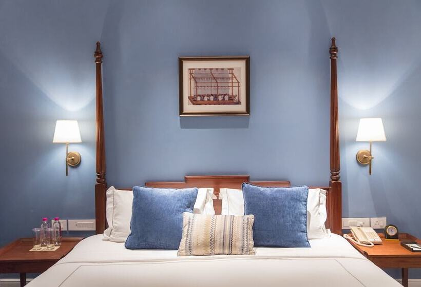 Люкс, Taj Connemara, Chennai