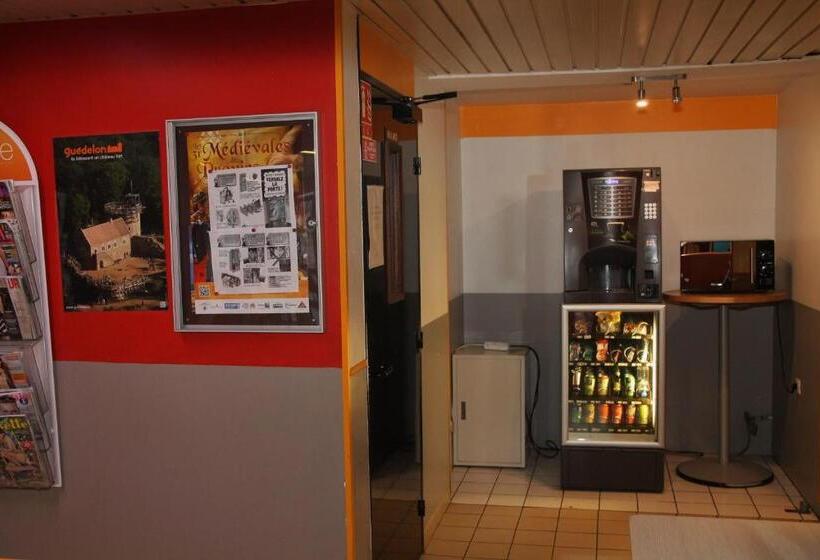 Номер Стандарт, Fasthotel Montereau   Esmans