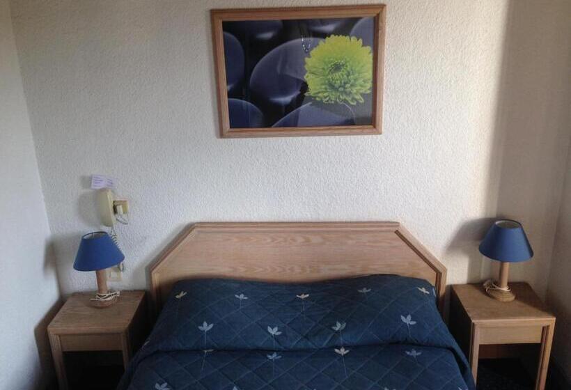 Номер Стандарт, Hôtel De La Poste