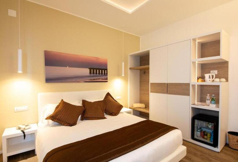Family Suite, Aurora