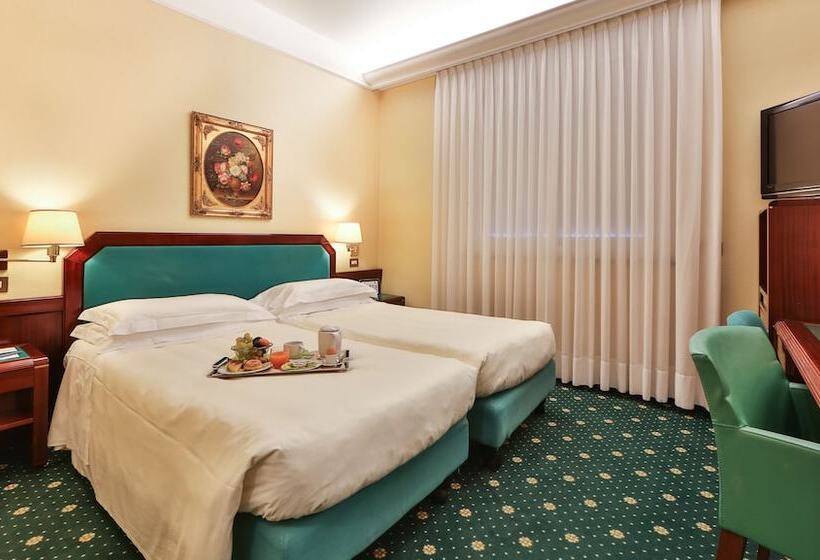 سوییت, Astoria Sure Hotel Collection By Best Western
