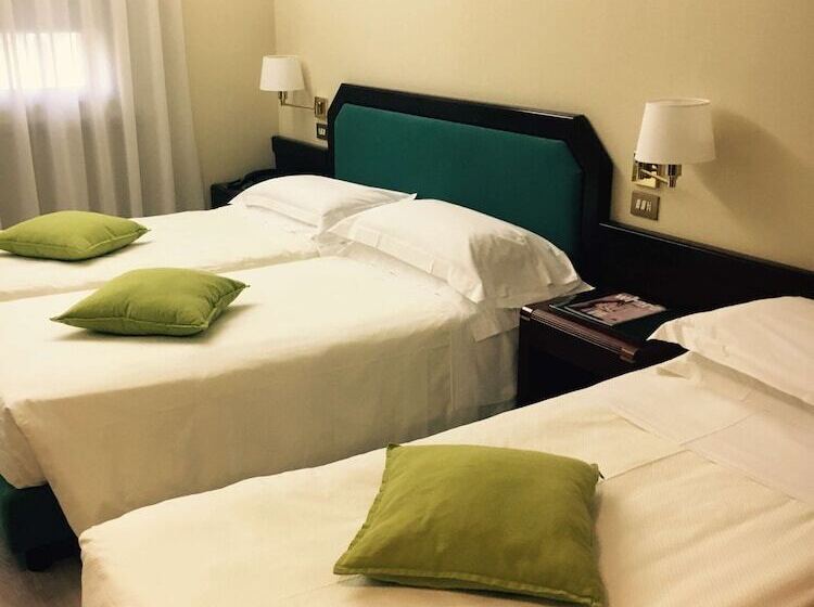 اتاق استاندارد, Astoria Sure Hotel Collection By Best Western