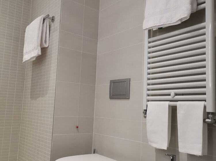 اتاق سوپریور, Novotel Parma Centro