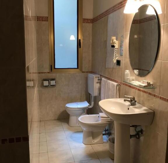 اتاق استاندارد, San Felice