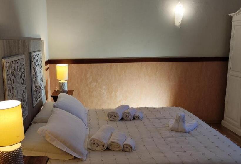 اتاق استاندارد, San Felice