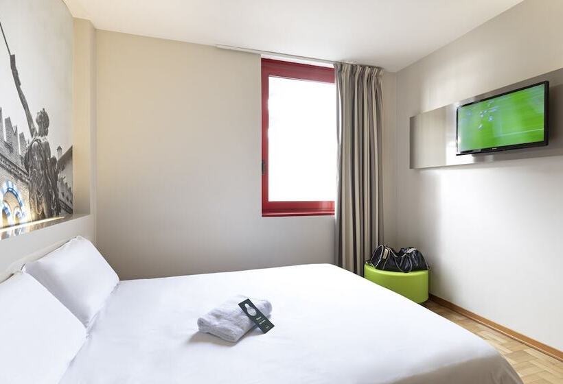 اتاق استاندارد, B&b Hotel Verona