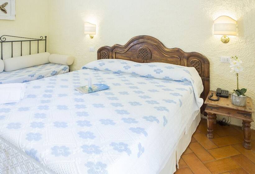 Economy Triple Room, Colonna San Marco