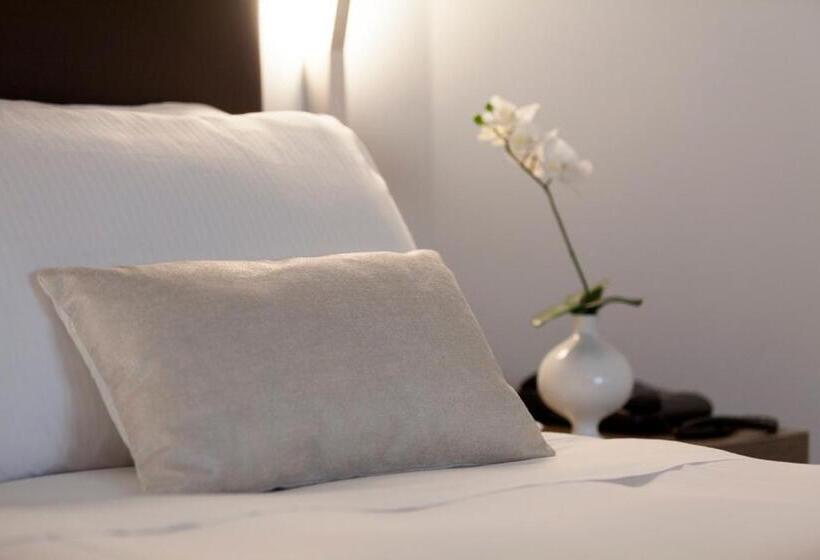 اتاق لوکس, Mentana, By R Collection Hotels