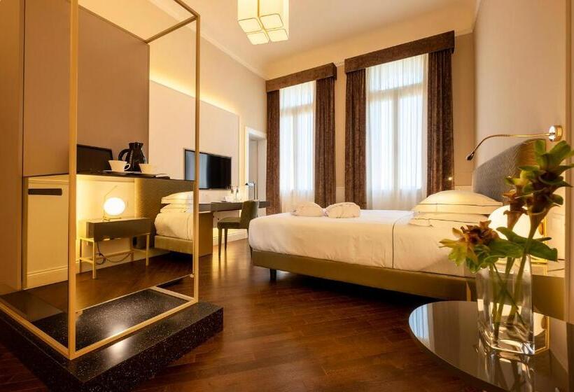 デラックスルーム, Villa Soligo   Small Luxury Hotels Of The World