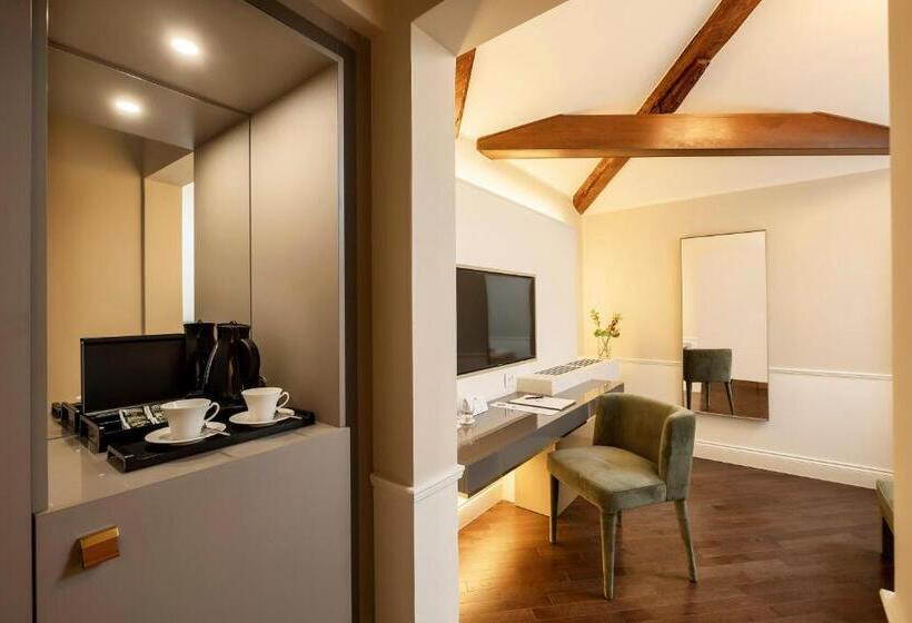 スタンダードルーム, Villa Soligo   Small Luxury Hotels Of The World
