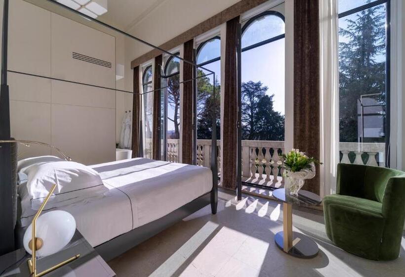 キングサイズベッドのスタンダードルーム, Villa Soligo   Small Luxury Hotels Of The World