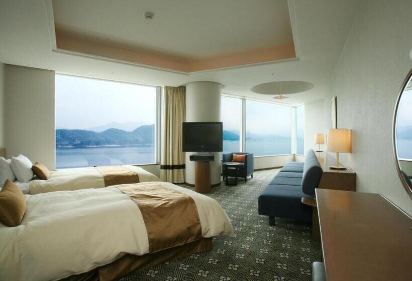 Семейный Номер, Grand Prince Hotel Hiroshima
