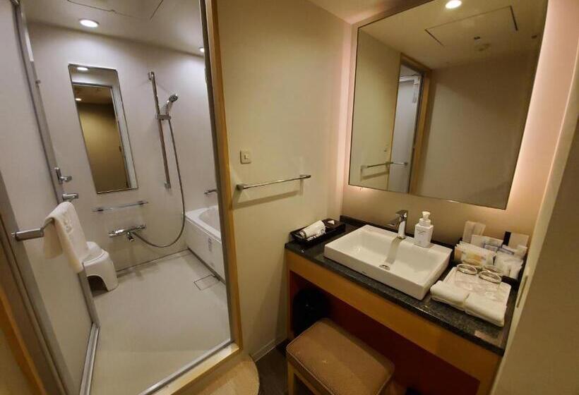 Номер Deluxe, Grand Prince Hotel Hiroshima