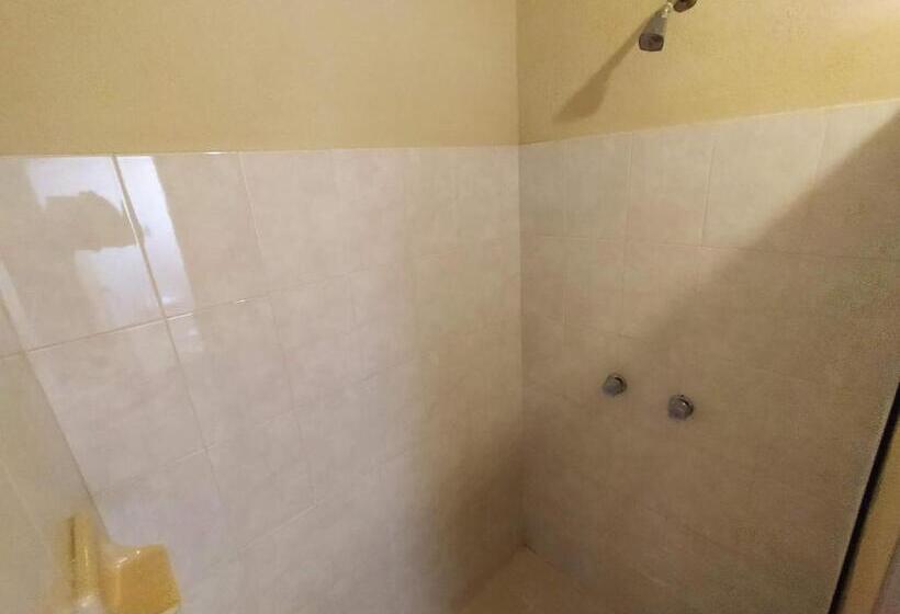 Quarto Estandar Cama King, Club Cantamar Beach Hotel & Marina