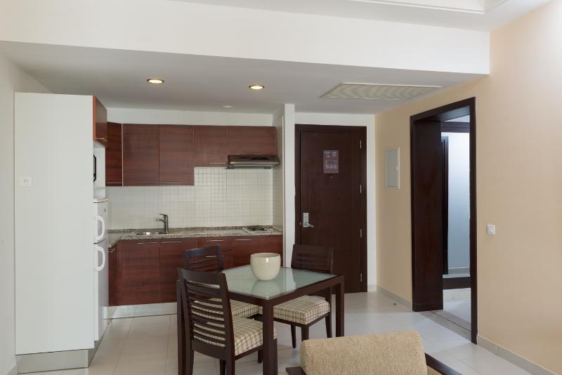 اتاق پریمیوم سه تخته, Grand Continental Kuantan