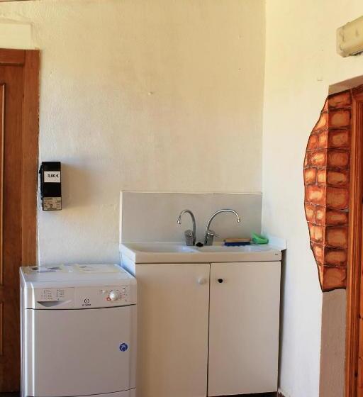 Дом 1 Спальня, La Bodega Del Camino Aka Albergue On Thele