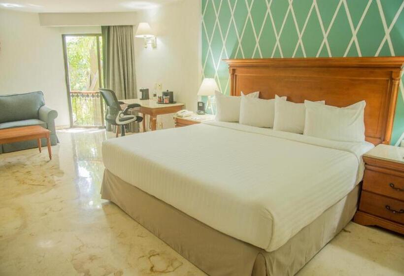 ジュニアスイート, Continental Caribe Bay