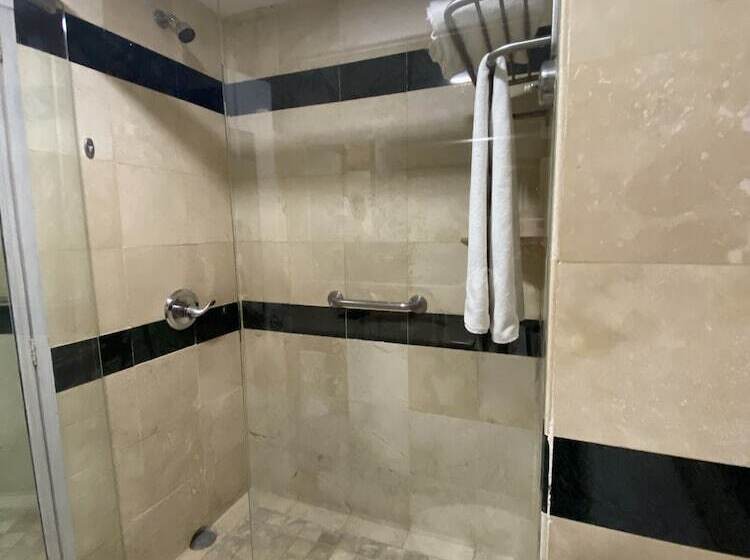 سوییت خانوادگی, Suites Del Angel
