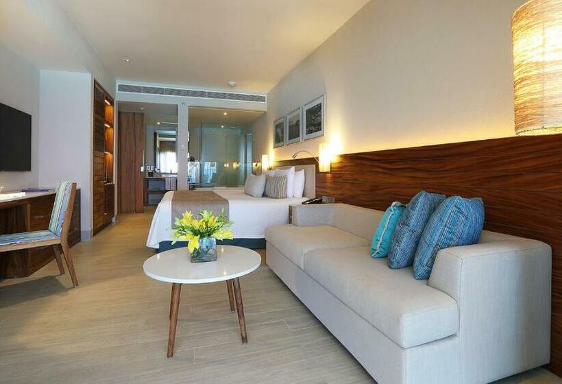 Deluxe Suite King Bed, Emporio Cancun   Buy All Inclusive Option