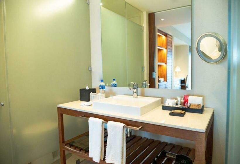 Quarto Estandar Cama King, Emporio Cancun   Buy All Inclusive Option