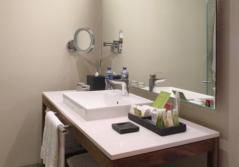 اتاق لوکس با چشم‌انداز دریا, Emporio Cancun   Buy All Inclusive Option