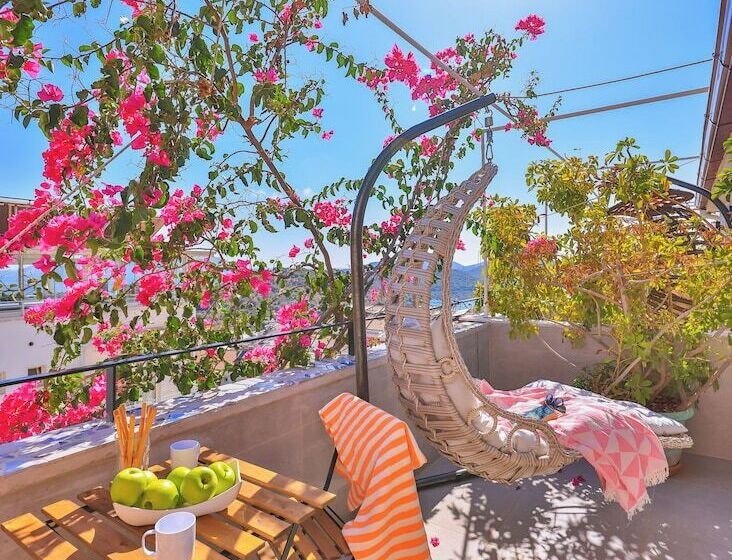 Номер Стандарт Трехместный, Aphrodite Hotel Kaş