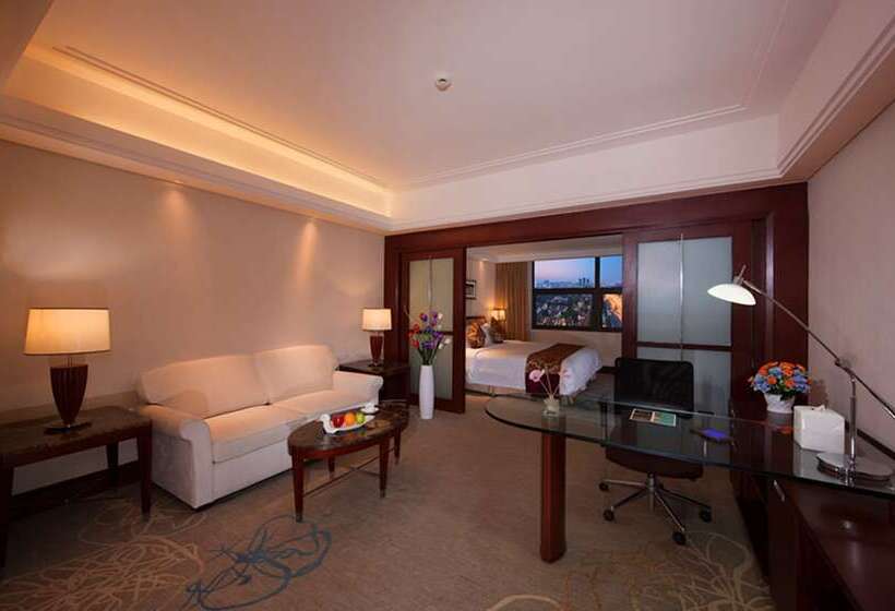 سوییت لوکس, Shuguang International Hotel Kunshan