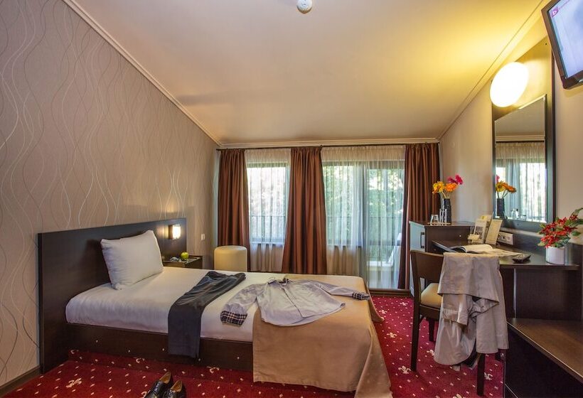 Номер Комфорт Индивидуальный, Villa Boyana  Free Parking