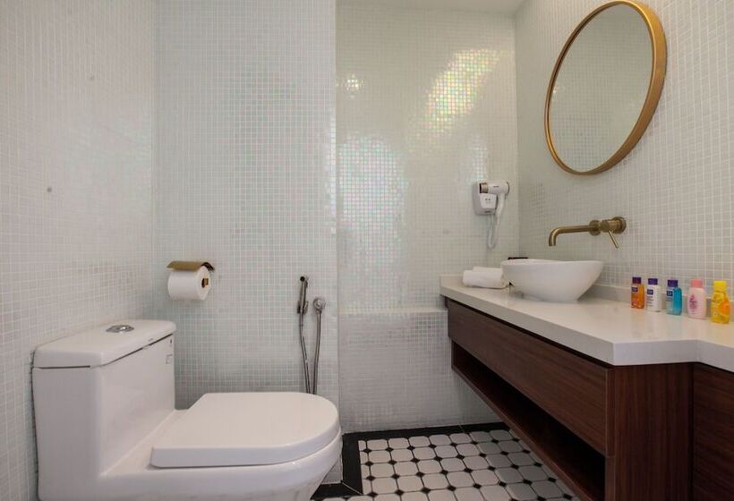 Номер Deluxe с Балконом, White Mansion Penang