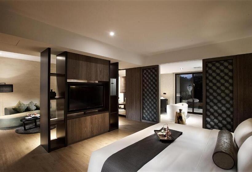 سوییت با چشم‌انداز باغ, Gaeavilla Resort