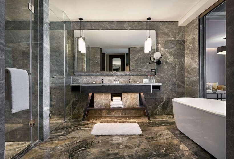 سوییت اجرایی, Hyatt Regency Beijing Shiyuan