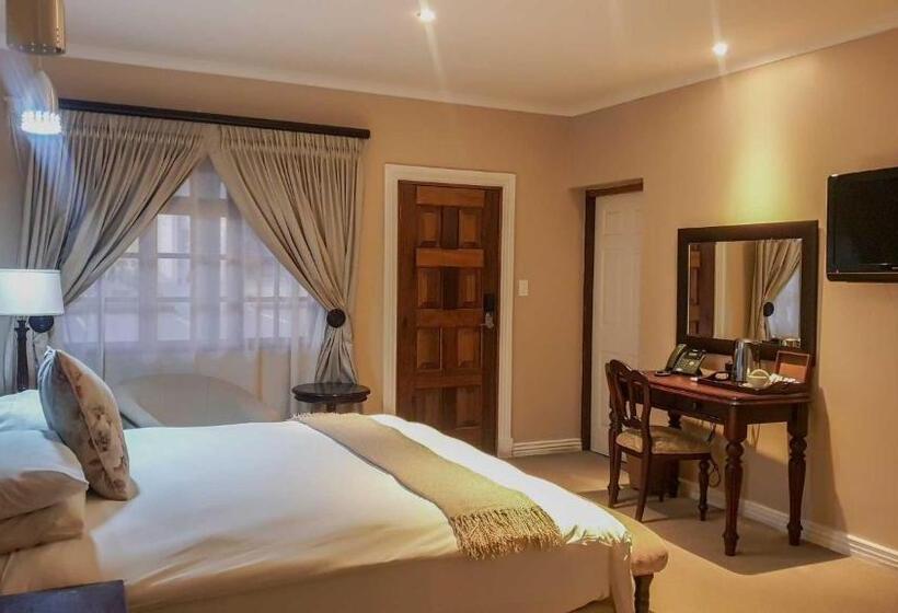 Номер Стандарт, Komani Resorts