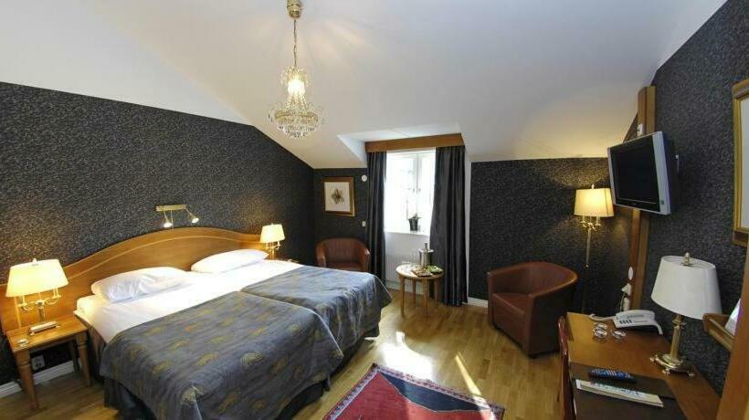 标准间, Mojo Hotell