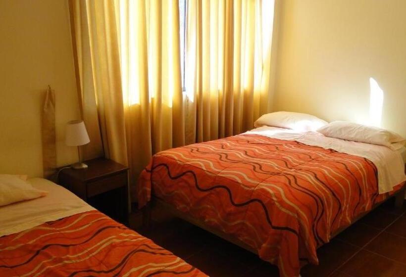 اتاق استاندارد, Hostal Huacachina Sunset