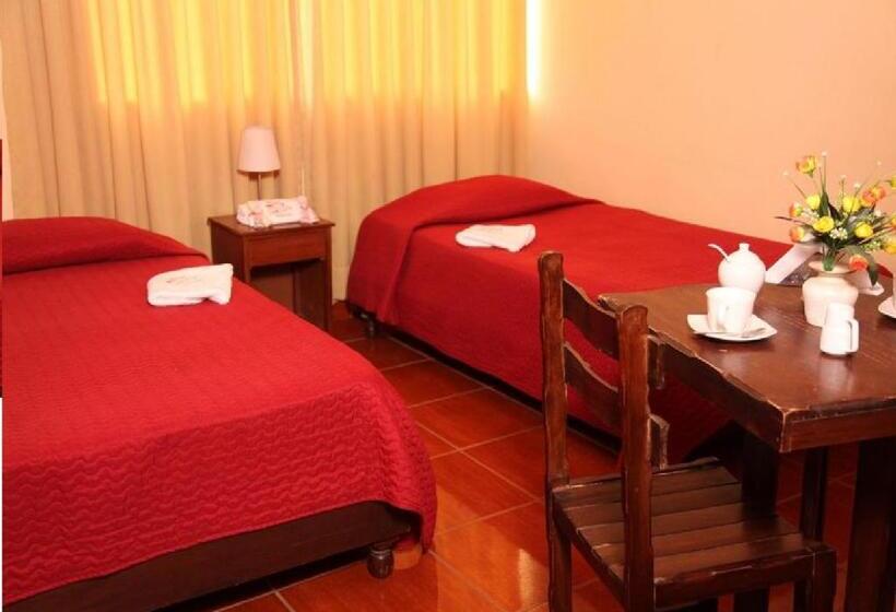 اتاق استاندارد, Hostal Huacachina Sunset