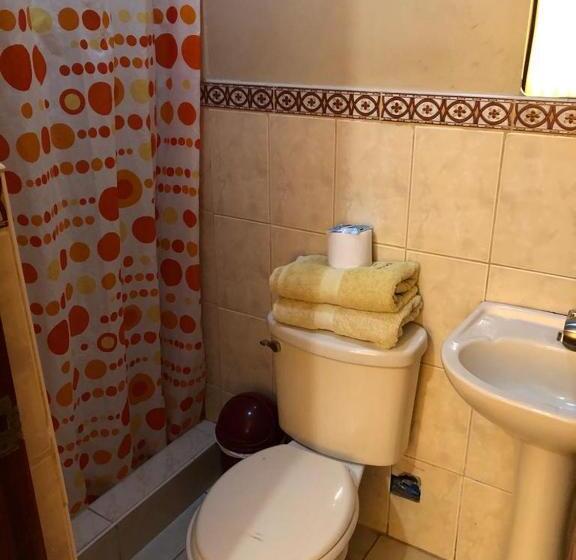 اتاق سوپریور یک تخته, Hostal Huacachina Sunset