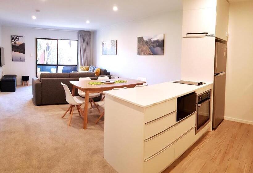 침실 2개 디럭스 아파트, St James Apartments